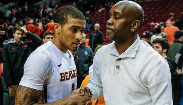 特别是在势 特别是在势