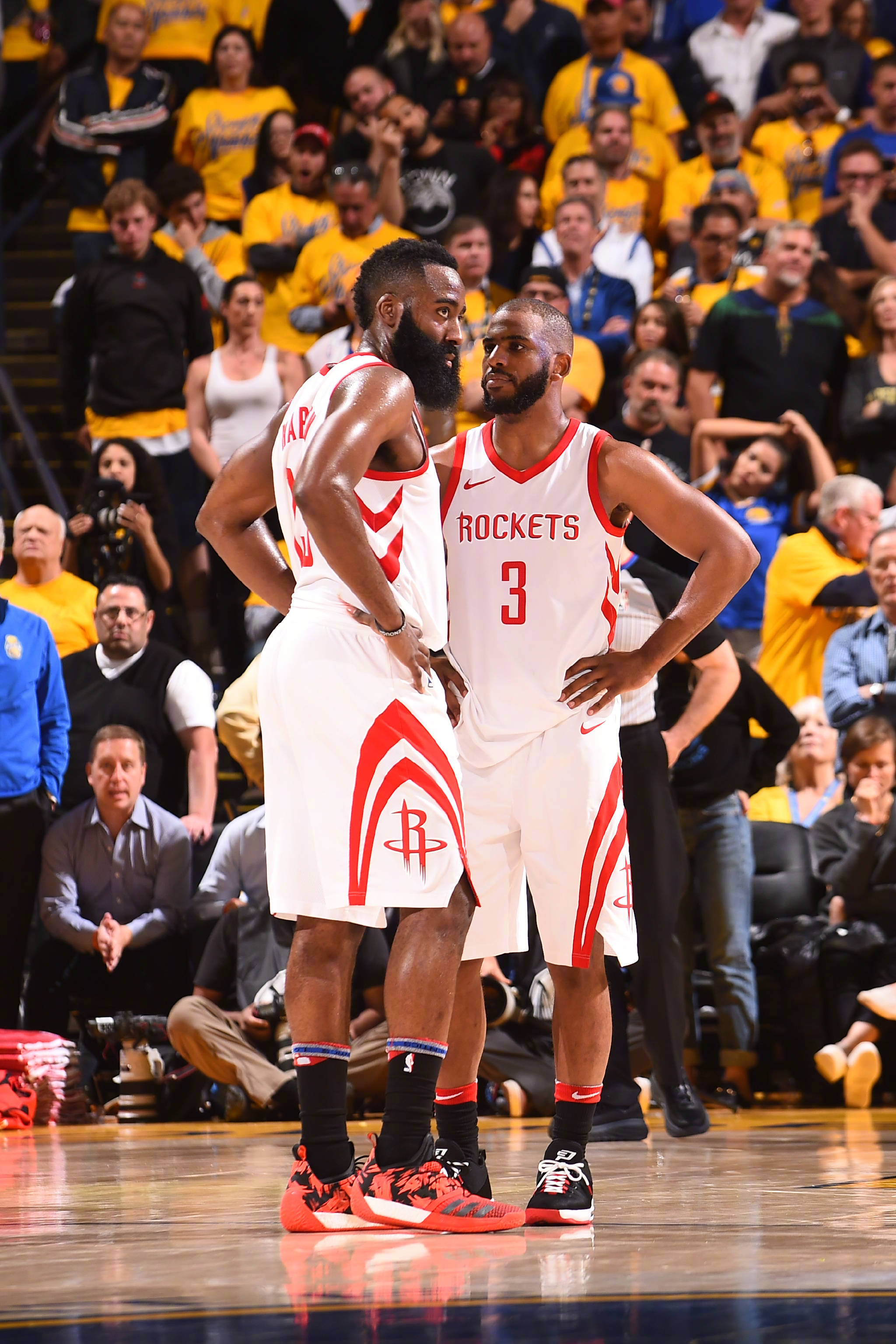 换和伤停 换和伤停